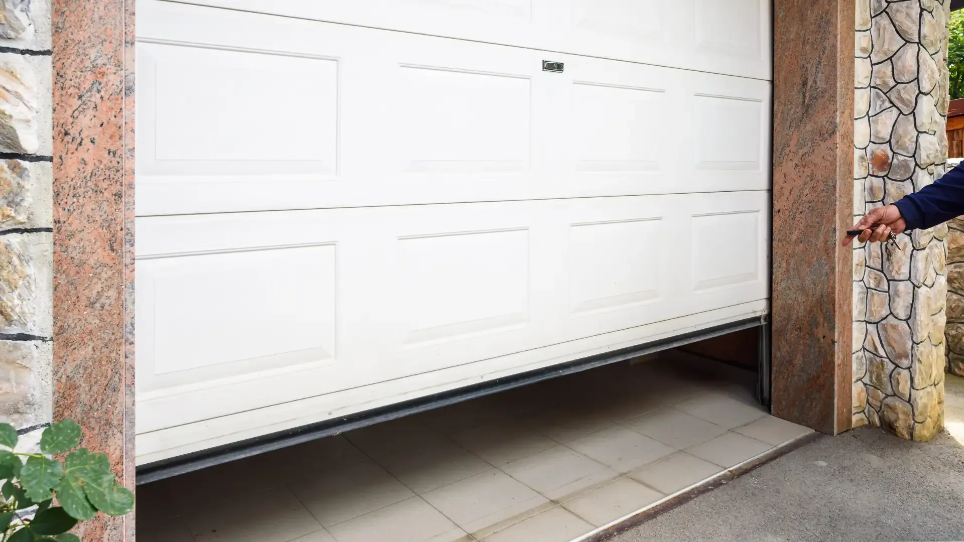 Key Benefits of Smart Garage Door Sensors